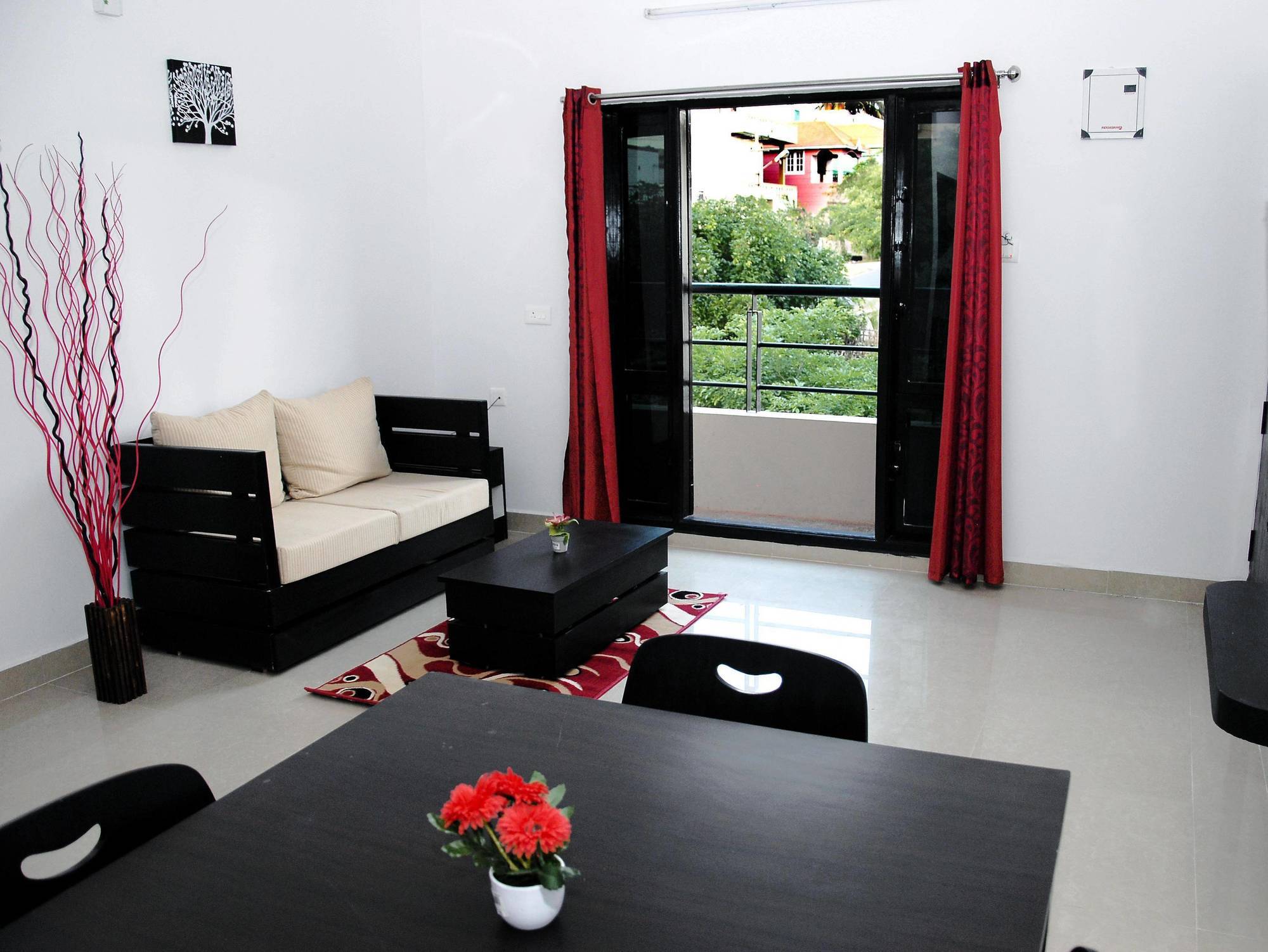Varsha Enclave Serviced Apartment Mysore Εξωτερικό φωτογραφία
